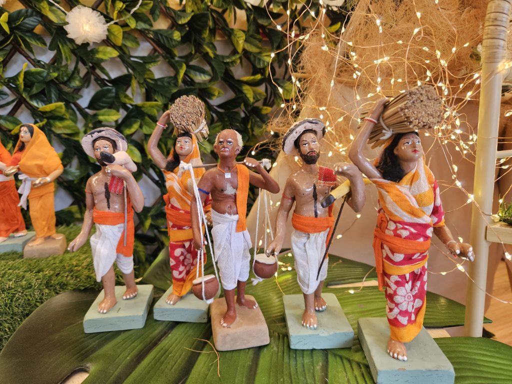 Life-like Miniature Clay Models of Krishnagagar