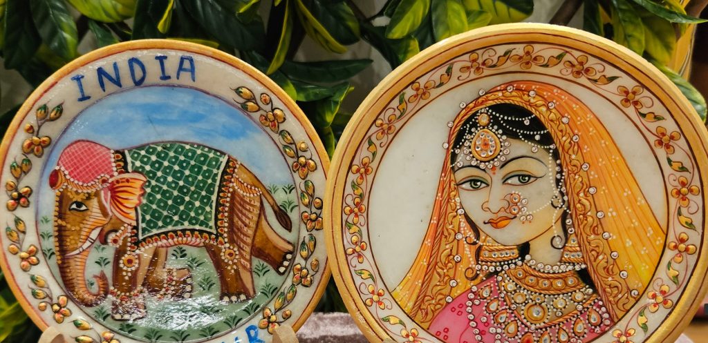 Handmade White Marble Artefacts of India